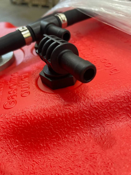 Бак топливный 140 л стационарный