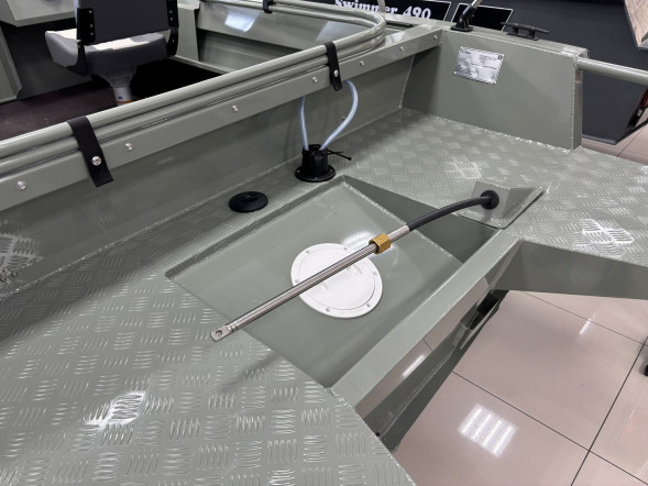 Моторная лодка, Тактика 460 DC (Comfort), хаки с Suzuki DF50ATL