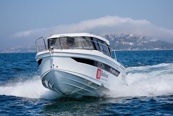 Катер AVANRAID A850 ADVENTURE с Suzuki DF325ATX