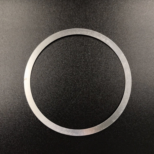 Шайба регулировочная шестерни переднего хода Yamaha 40-55, F30-60 (0.18mm) (Yamaha)
