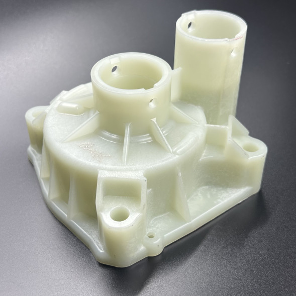 Корпус помпы охлаждения Yamaha F225-350 (Omax)
