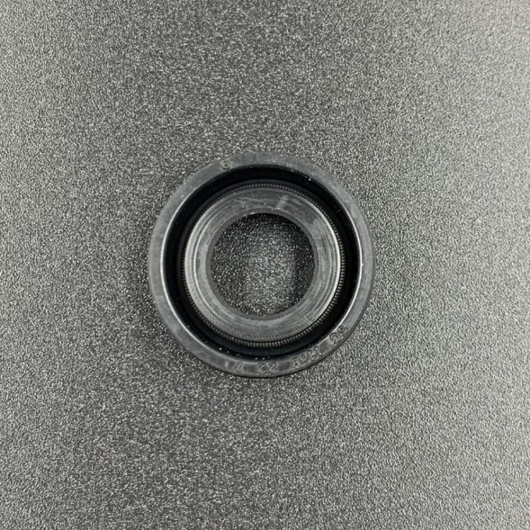 Сальник Yamaha (93101-11M23) (11x22x7) (Omax)