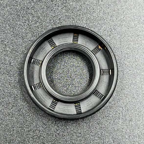 Сальник Yamaha (93102-18M21) (18x35x7)(Sinera)