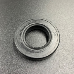 Сальник Yamaha (93102-20M25; 93102-20M15) (20x36x7) (Omax)