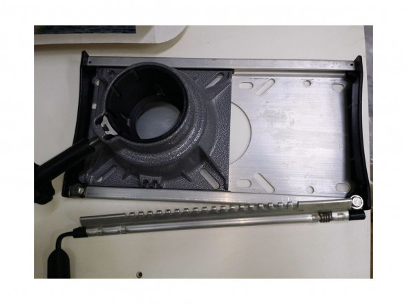 Крепление сиденья к стойке 73 мм, используется с креслами 1061420990, 1070200010, 1060410C, 073958, уценённое