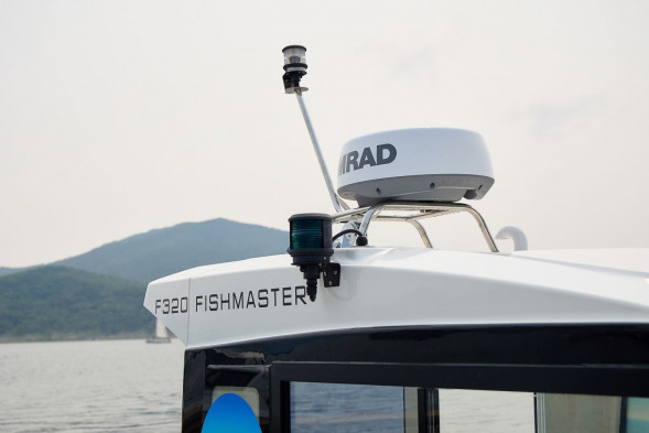 Катер AVANRAID F320 FISHMASTER с Suzuki 2хDF200ATX/AZX