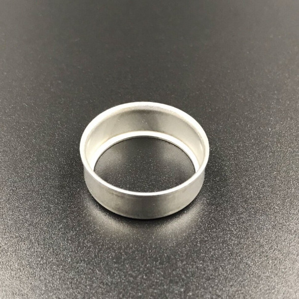 Втулка помпы охлаждения металлическая Yamaha 115-250, F75-225(YAMAHA)