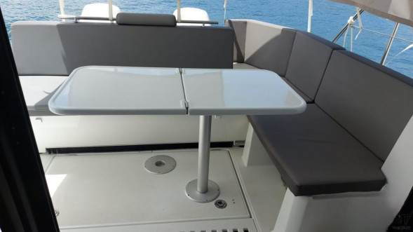 Катер Beneteau Antares 11 с Suzuki 2хDF300BTXX
