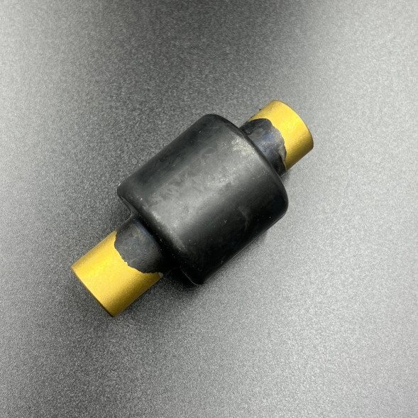 Втулка гребного винта резиновая Suzuki DT20-DT30, DF25-DF30, DF25A-DF30A (Omax)