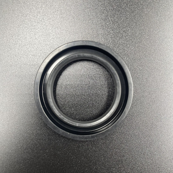 Сальник Suzuki (09282-30006) (30x45x6) (Omax)