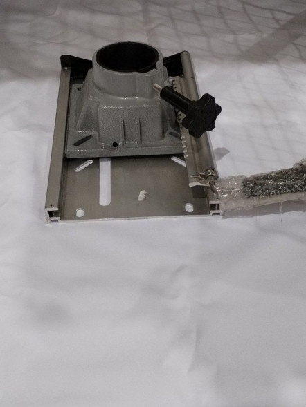 Крепление сиденья к стойке 73 мм, уценённое