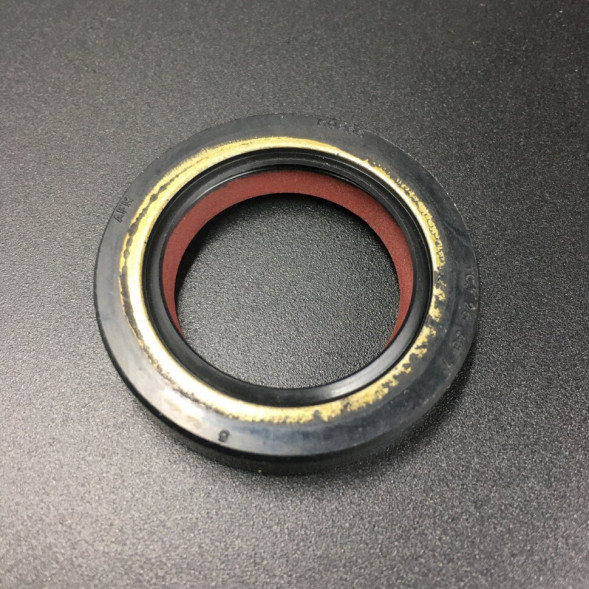 Сальник Yamaha (93102-25M48; 93102-25M44) (25x38x7) (RT)