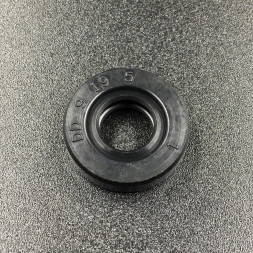 Сальник Yamaha (93106-09014) (9x19x5) (Omax)