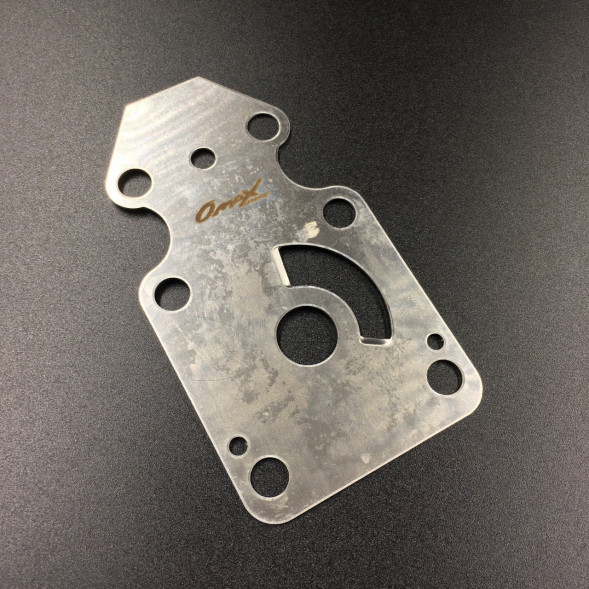Пластина помпы охлаждения Yamaha 9.9-15, F9.9-15 (Omax)