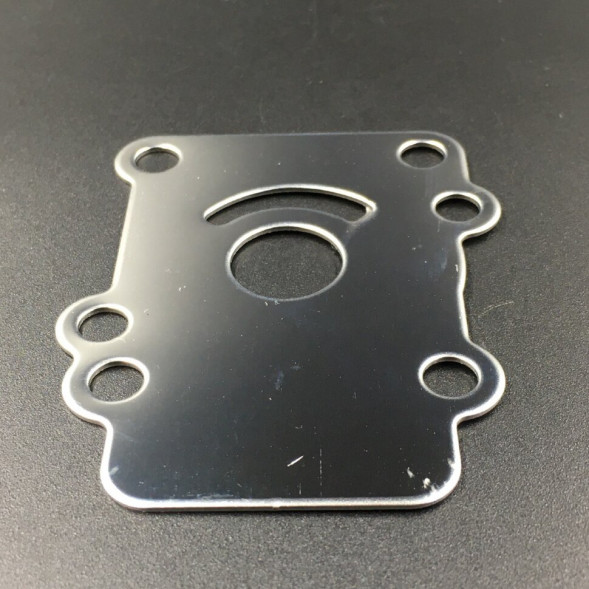 Пластина помпы охлаждения Yamaha 9.9-15, F8-9.9 OLD (Omax)