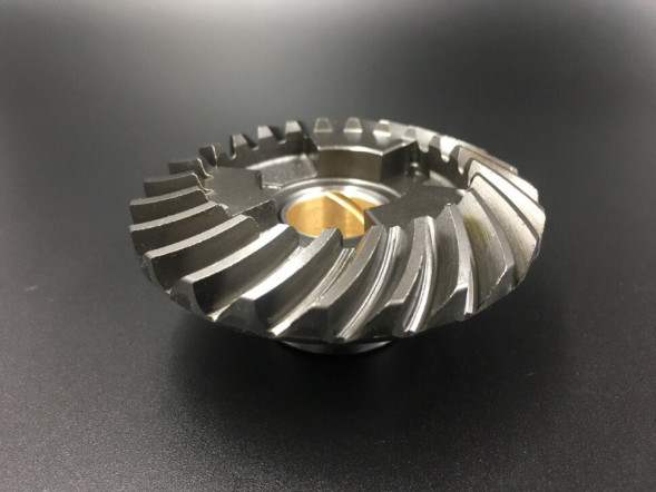 Шестерня переднего хода Suzuki DT9.9-15, DF9.9-15 (57510-93910; 57510-90L00; 57510-93901) (Omax)