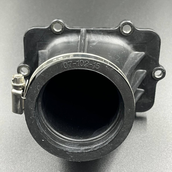 Впускной патрубок с лепестковым клапаном BRP Ski Doo 600(420667530,420667532) (KINETIX)