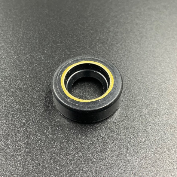 Сальник Yamaha (93101-11M23) (11.8x22x7) (TM)