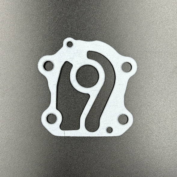 Прокладка под пластину помпы охлаждения Yamaha 25-70; F40-60: (Osaka)