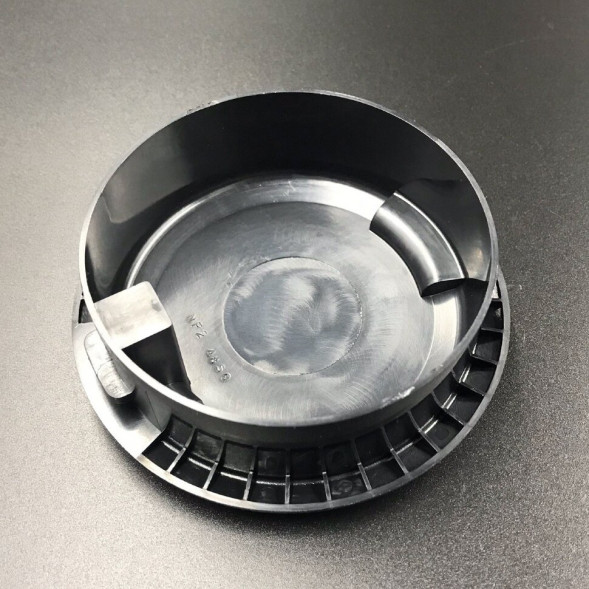 Крышка доступа к масляному баку Yamaha 40-90 (Yamaha)