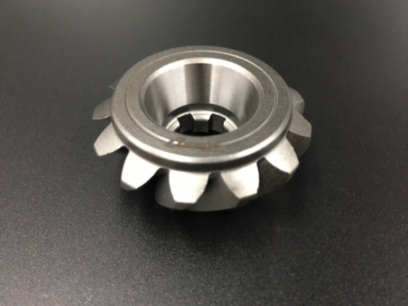 Шестерня вертикального вала (Пиньон) Yamaha 40Q (679-45551-00) (Omax)