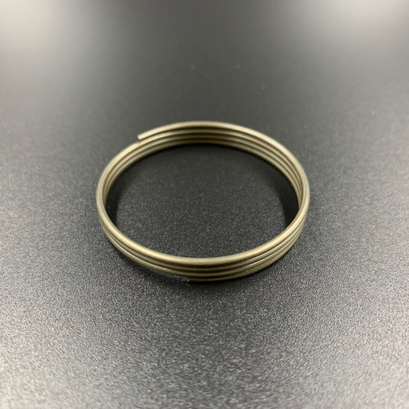 Пружина стопора муфты Suzuki DF 40-65 (Omax)