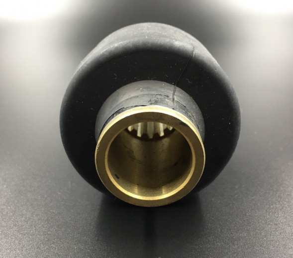 Втулка гребного винта резиновая Yamaha 60-140, F70-130 (Omax)