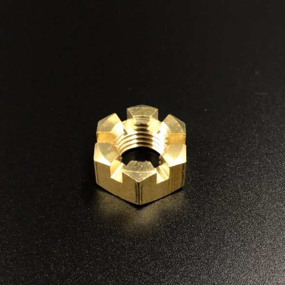 Гайка крепления гребного винта Tohatsu 9.9-30, MFS9.9-18 (Tohatsu)