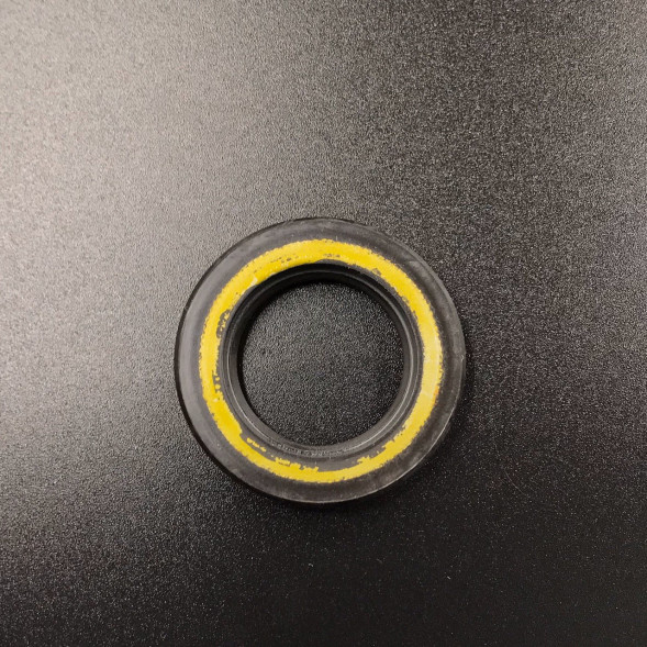 Сальник Suzuki (09282-22007) (22x36x6) (Suzuki)