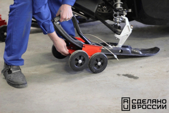 Комплект подставок-шасси под лыжу снегохода