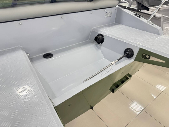 Моторная лодка, Неман 500 DC, серо-зелёная с Suzuki DF50ATL