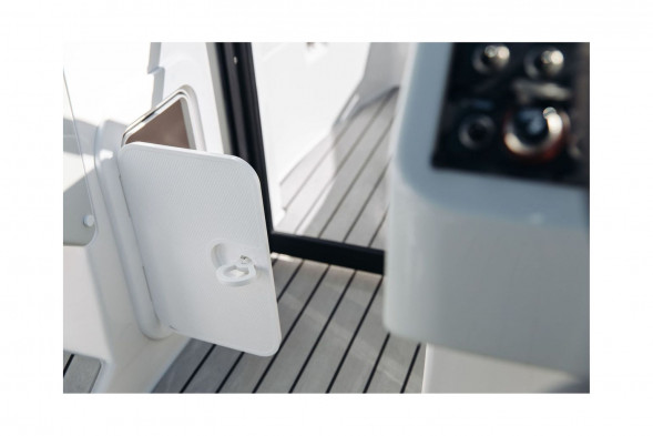 Катер Феникс 510 BR белый