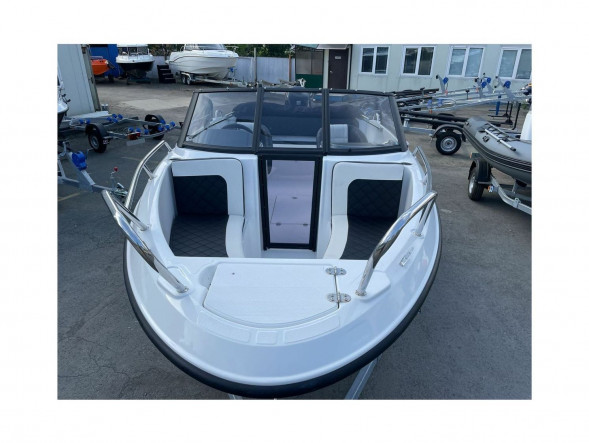 Катер Феникс 510 BR белый
