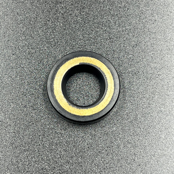 Сальник Yamaha (93101-15074) (15x28x6) (KACAWA)