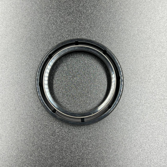 Сальник коленвала (верхний) для MERCURY 200-300 3.0L DFI/EFI (38х72х12) (Kacawa)