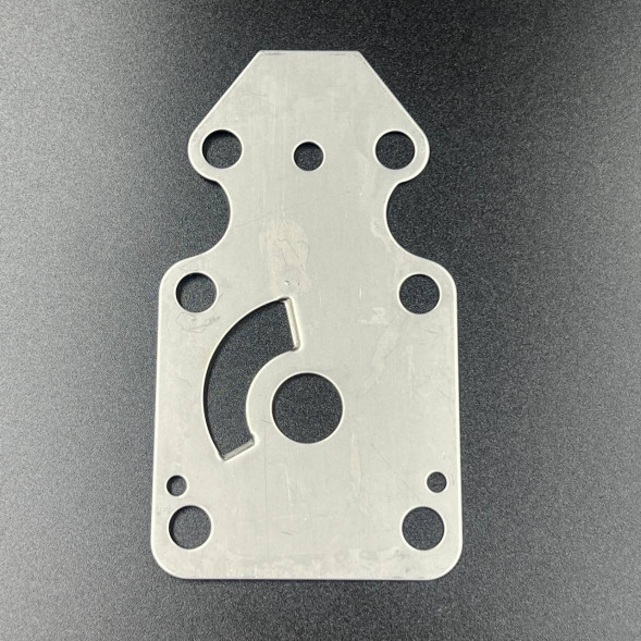 Пластина помпы охлаждения Yamaha 9.9-15, F9.9-15 (Yamaha)