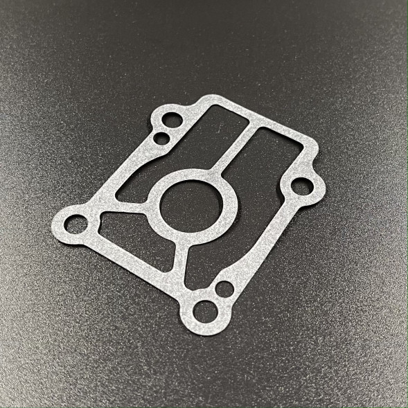 Прокладка под пластину помпы охлаждения Tohatsu 25-30, M40C (Omax)