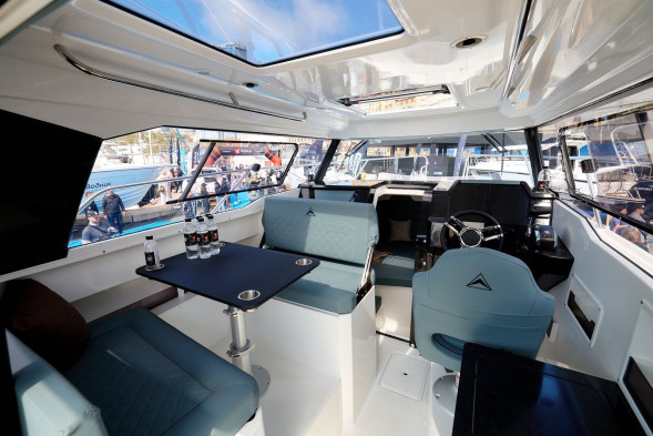 Катер AVANRAID A850 ADVENTURE с Suzuki DF325ATX