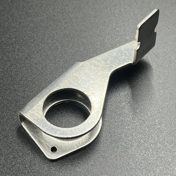 Рычаг фиксации наклона Yamaha 20-30 (PREMARINE)