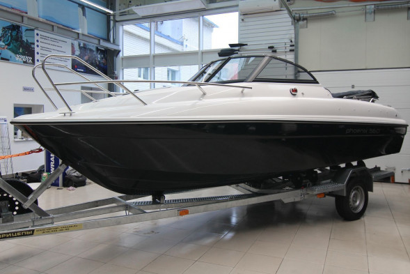 Катер Феникс 560 белый