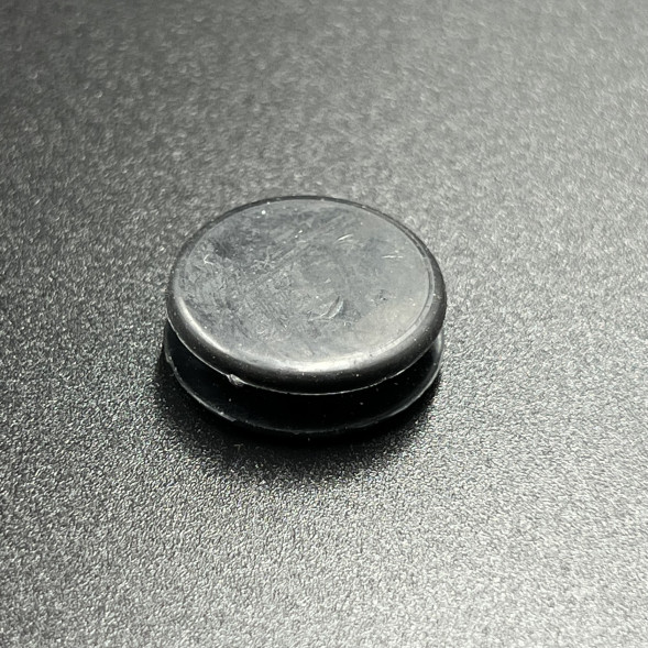 Заглушка поддона перед резиновая Tohatus 9.8-18 (9.8F-02.06; SWT9.8-11028; 98A-602013) (YUELANG)