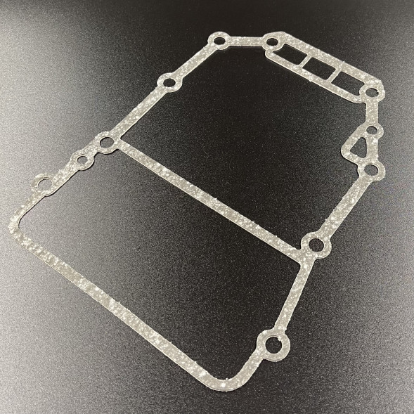 Прокладка под проставку блока Suzuki DT40 (Omax 2)