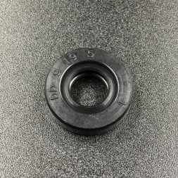 Сальник Yamaha (93106-09014) (9x19x5) (Omax)