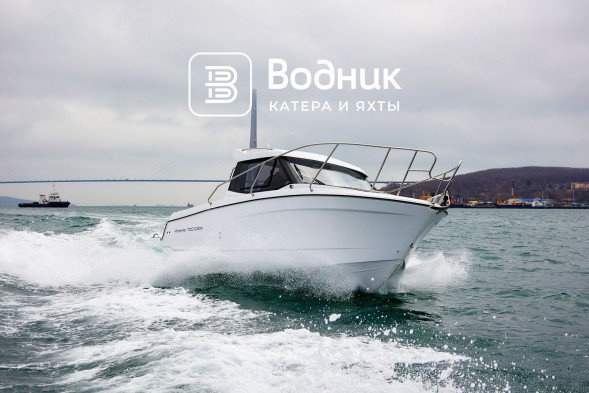 Катер Феникс 700 Cabin белый