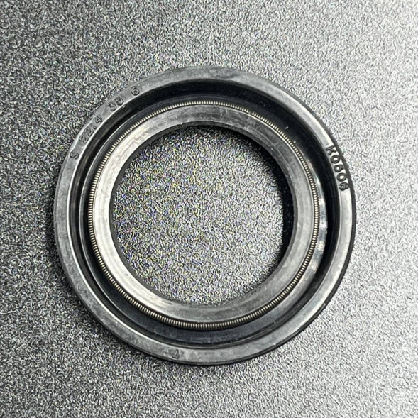 Сальник Yamaha (93101-22M15) (22.4x35x6) (PREMARINE)