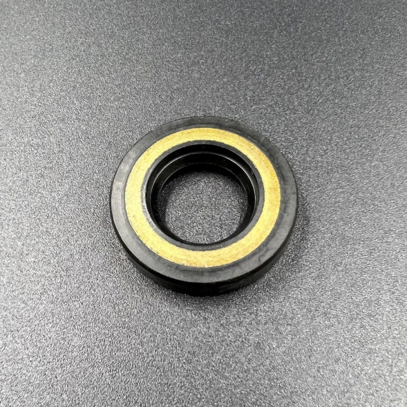 Сальник Yamaha (93101-16001) (16x30x6) (KACAWA)
