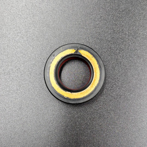 Сальник Yamaha (93101-20M29; 93101-20M28) (20x36x7) (Kacawa)