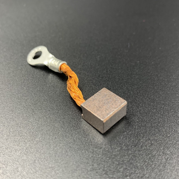 Щетка (2) мотора гидравлики Yamaha 40-50, F40-70 (Yamaha)