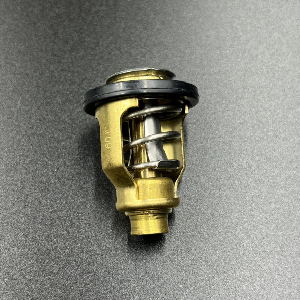 Термостат Suzuki DF90-300, DF70-90 60℃ (17670-90J01) (PREMARINE)