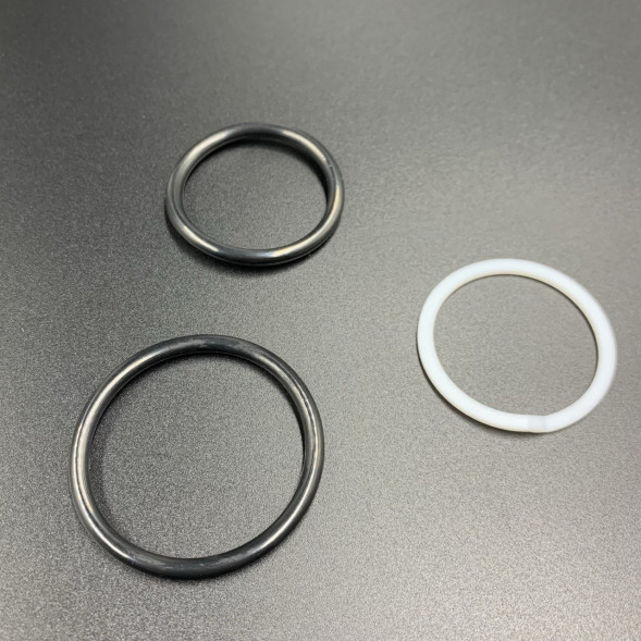 Уплотнение гидроподъема Suzuki DF60-300A (Omax)